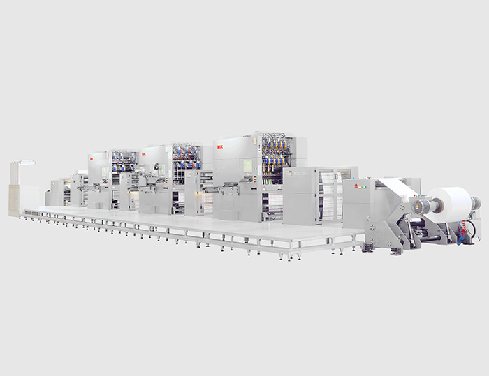 MK 3920SW卷筒紙機(jī)組式模切機(jī)
技術(shù)描述：卷筒紙多機(jī)組整機(jī)設(shè)計(jì)技術(shù)
                 高速間歇式送紙控制技術(shù)
                 真空送箔輸送控制技術(shù)
告別單張紙加工浪費(fèi)，進(jìn)入高自動(dòng)化、多工位組合的新時(shí)代。
無(wú)需叼口空白，每張紙平均節(jié)約15mm，每1000米卷筒紙至少節(jié)約25M，成品率至少提升2.5%